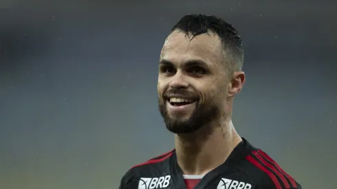 Michael comemorando o gol marcado contra Red Bull Bragantino pelo Brasileirão
