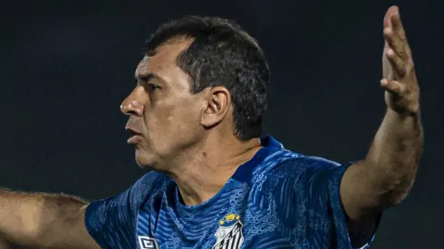 - Carille vive clima bem ruim no Santos