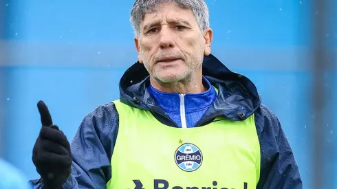 Renato Gaúcho em treino do Imortal - FOTO: LUCAS UEBEL/GREMIO FBPA