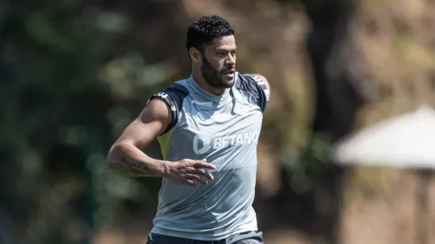 Hulk durante treinamento de segunda-feira (26). Foto: Pedro Souza / Atlético