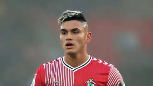 Alcaraz em ação pelo Southampton.