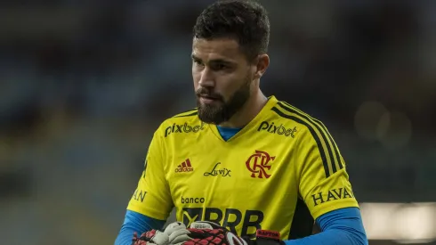 Matheus Cunha, goleiro do Flamengo que deve ser titular na partida contra o Bahia, pelo jogo de ida das quartas de final da Copa do Brasil.