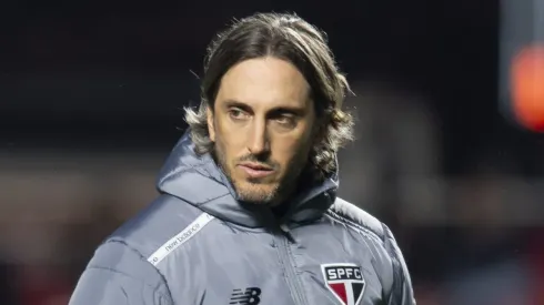 SP - SAO PAULO - 25/08/2024 - BRASILEIRO A 2024, SAO PAULO X VITORIA - Zubeldia tecnico do Sao Paulo durante partida contra o Vitoria no estadio Morumbi pelo campeonato Brasileiro A 2024. Foto: Anderson Romao/AGIF