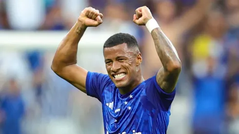 Cruzeiro vai vender Arthur Gomes.