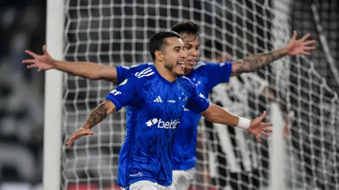 William elogia jogadores da base do Cruzeiro. Foto: Thiago Ribeiro/AGIF