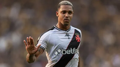 David Correa jogador do Vasco comemora seu gol durante partida contra o Criciuma no estadio Heriberto Hulse pelo campeonato Brasileiro A 2024.