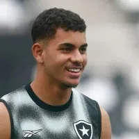 Bomba no mercado! Sapata deixa o Botafogo e assina com clube belga