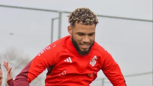 Nathan em treino do Inter. Foto: Ricardo Duarte/Internacional