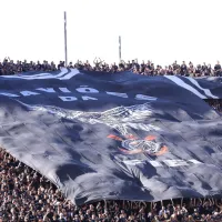 Torcida do Corinthians prepara mosaico 3D na Neo Química Arena em jogo contra o Flamengo