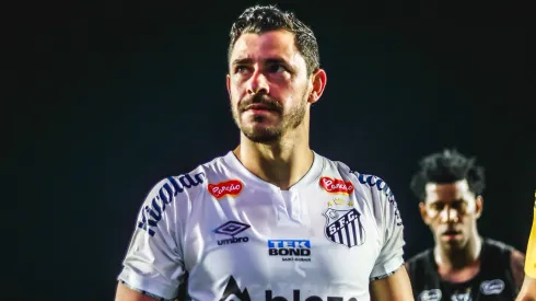 Giuliano revela rodízio com faixa de capitão no Santos