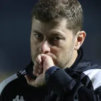 Vasco vence o Vitória, mas torcida detona escolhas de Rafael Paiva