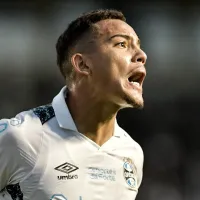 Gustavo Martins pede desculpas à torcida do Grêmio após expulsão: \'O erro foi meu\'