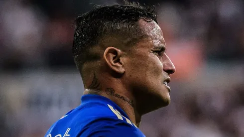 Edu, atacante do Goiás, ex-Cruzeiro - Foto: Gustavo Aleixo/Cruzeiro