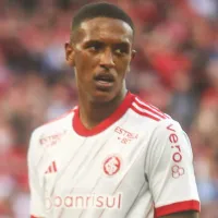 Além de Robert Renan, Internacional negocia Paulo Victor no último dia da janela