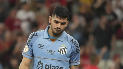 Situação de João Paulo tem atualização no Santos