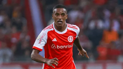 Robert Renan deixa o Internacional. Foto: Maxi Franzoi/AGIF