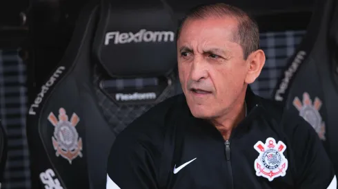 Ramón Diaz aproveitará pausa de data Fifa para por ordem na casa. Foto: Ettore Chiereguini/AGIF