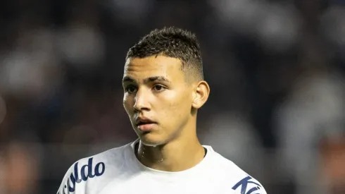 SP - SANTOS - 17/05/2023 - COPA DO BRASIL 2023, SANTOS X BAHIA - Deivid Washington jogador do Santos durante partida contra o Bahia no estadio Vila Belmiro pelo campeonato Copa do Brasil 2023. Foto: Abner Dourado/AGIF