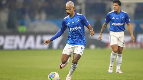 Matheus Pereira é vice-líder de assistências entre times da Série A. Foto: Gilson Lobo/AGIF