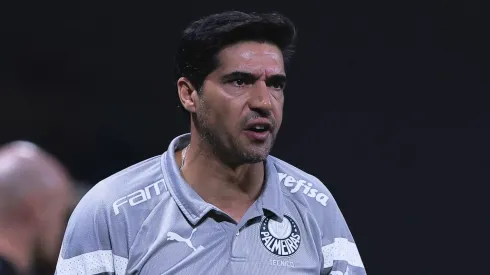 Giay ainda gera esperanças em Abel Ferreira no Palmeiras.