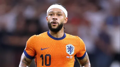 Botafogo foi citado após chegada de Depay.