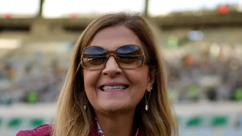 Leila Pereira, Presidente do Palmeiras, deseja leis mais rígidas sobre gastos dos clubes brasileiros em contratações.