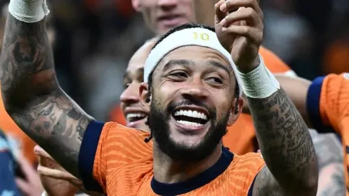 Depay vai ser oficializado como reforço corinthiano.