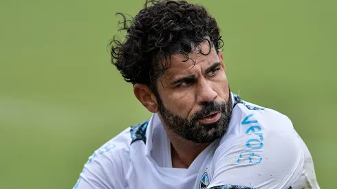 Diego Costa tem contrato no Grêmio expirando em 31 de dezembro