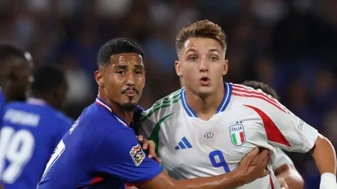 Mateo Retegui pela Itália em partida diante da França. (Photo by Claudio Villa/Getty Images)