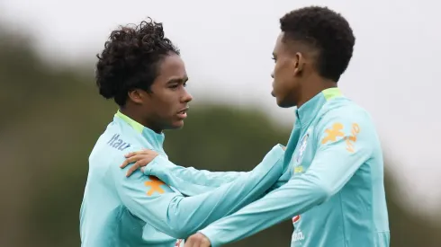 Estêvão e Endrick, formados no Palmeiras, na Seleção Brasileira. Foto Rafael Ribeiro/CBF