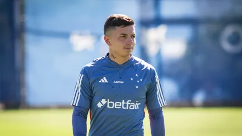 Barreal alegou dores diante do Atlético-GO