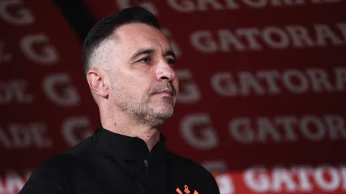 Treinador português deixou o Timão de forma polêmica