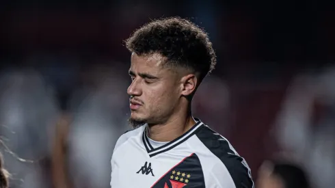 Vasco pode ficar novamente sem Coutinho.