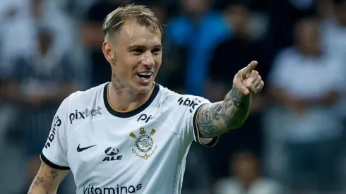 Foto: Marcello Zambrana/AGIF - Róger Guedes passou em branco contra a Inter de Limeira