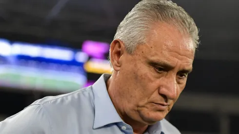 RJ - RIO DE JANEIRO - 18/08/2024 - BRASILEIRO A 2024, BOTAFOGO X FLAMENGO - Tite tecnico do Flamengo durante partida contra o Botafogo no estadio Engenhao pelo campeonato Brasileiro A 2024. Foto: Thiago Ribeiro/AGIF