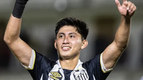 SP - DIADEMA - 15/01/2024 - COPA SAO PAULO 2024, SANTOS X AGUA SANTA - Miguelito jogador do Santos comemora seu gol durante partida contra o Agua Santa no estadio Arena Inamar pelo campeonato Copa Sao Paulo 2024.