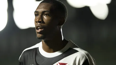 Rayan foi expulso contra o Athletico-PR e quase complicou Vasco na Copa do Brasil