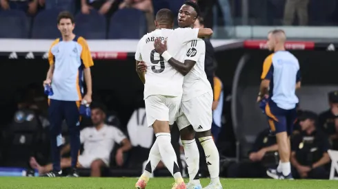 Vini Jr e Mbappé pelo Real Madrid