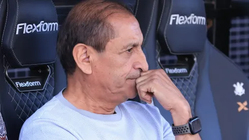 Vidente prevê vencedor de Botafogo x Corinthians.. Foto: Marcello Zambrana/AGIF