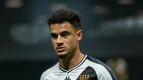 Coutinho durante jogo do Cruz-Maltino. Meio-campista está de volta.