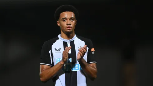 Lateral-esquerdo estreou com a camisa do Tricolor Paulista. Photo by Michael Regan/Getty Images