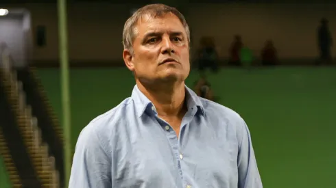 Diego Aguirre na época que dirigia o Santos, em partida contra o América-MG, no Estádio Independência, no dia 03/09/2023.