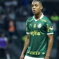 Ida de Vanderlan ao Chelsea-ING após perda de espaço no Palmeiras esfria