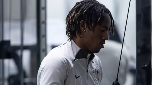 André Carrillo durante treino no CT Joaquim Grava, no dia 16/09/2024. Foto: Rodrigo Coca/Ag. Corinthians