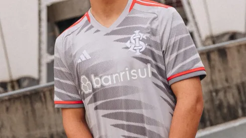 Camisa do Internacional (Foto: Reprodução / Site do Internacional)