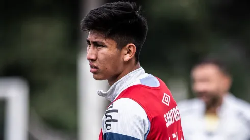 Miguelito treinou com o elenco titular nesta 3ª, mas não viajará a Ribeirão - Foto: Raul Baretta/Santos FC