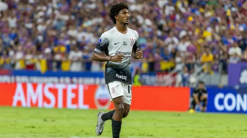 Talles sai do mágico e vira Magno em Fortaleza x Corinthians