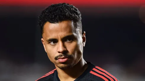 - Allan com a camisa do Flamengo contra o São Paulo