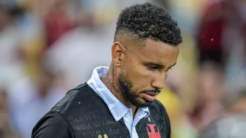 Jair retorna aos treinamentos após grave lesão