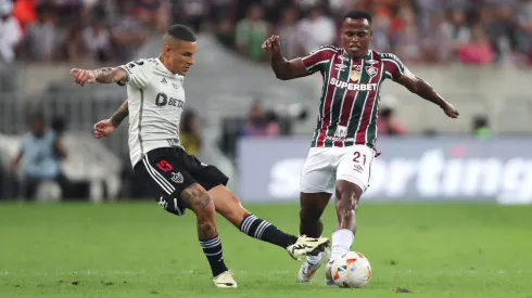 RIO DE JANEIRO, BRAZIL - SEPTEMBER 18: Guilherme Arana of Atletico Mineiro and Jhon Arias of Fluminense battle for the ball during the Copa CONMEBOL Libertadores 2024 Quarterfinal match between Fluminense and Atletico Mineiro at Maracana Stadium on September 18, 2024 in Rio de Janeiro, Brazil. (Photo by Wagner Meier/Getty Images)